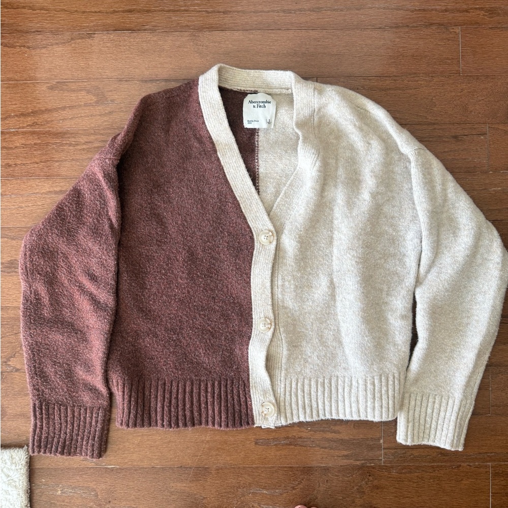 Abercrombie & Fitch Brown and Cream Color Block Cardigan - Picture 1 of 3